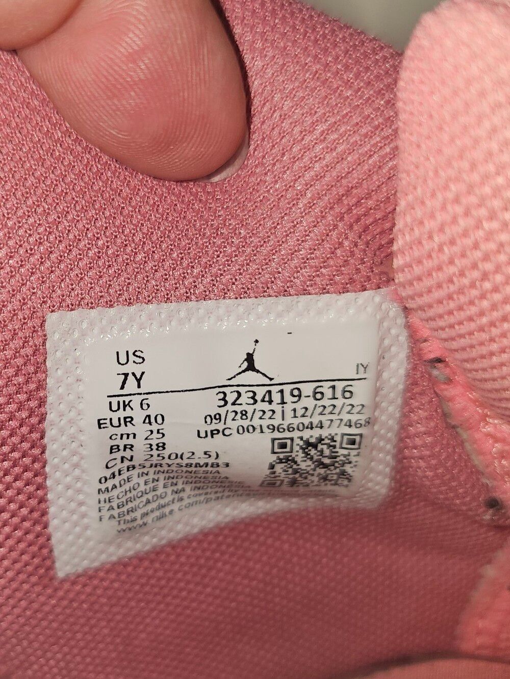 Jordan 6 Rings - 7Y - Picture 6 of 6